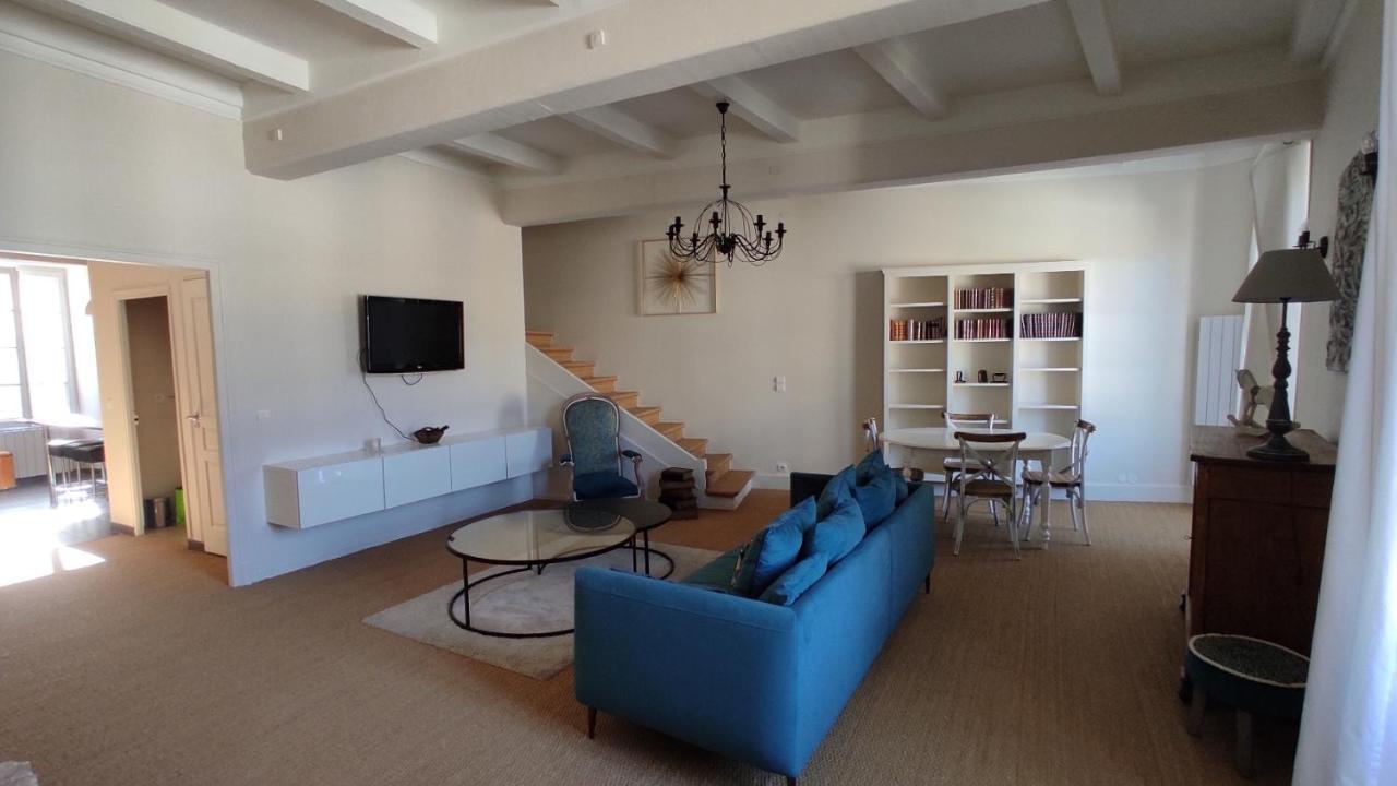 La Montcuquoise Apartment Luaran gambar