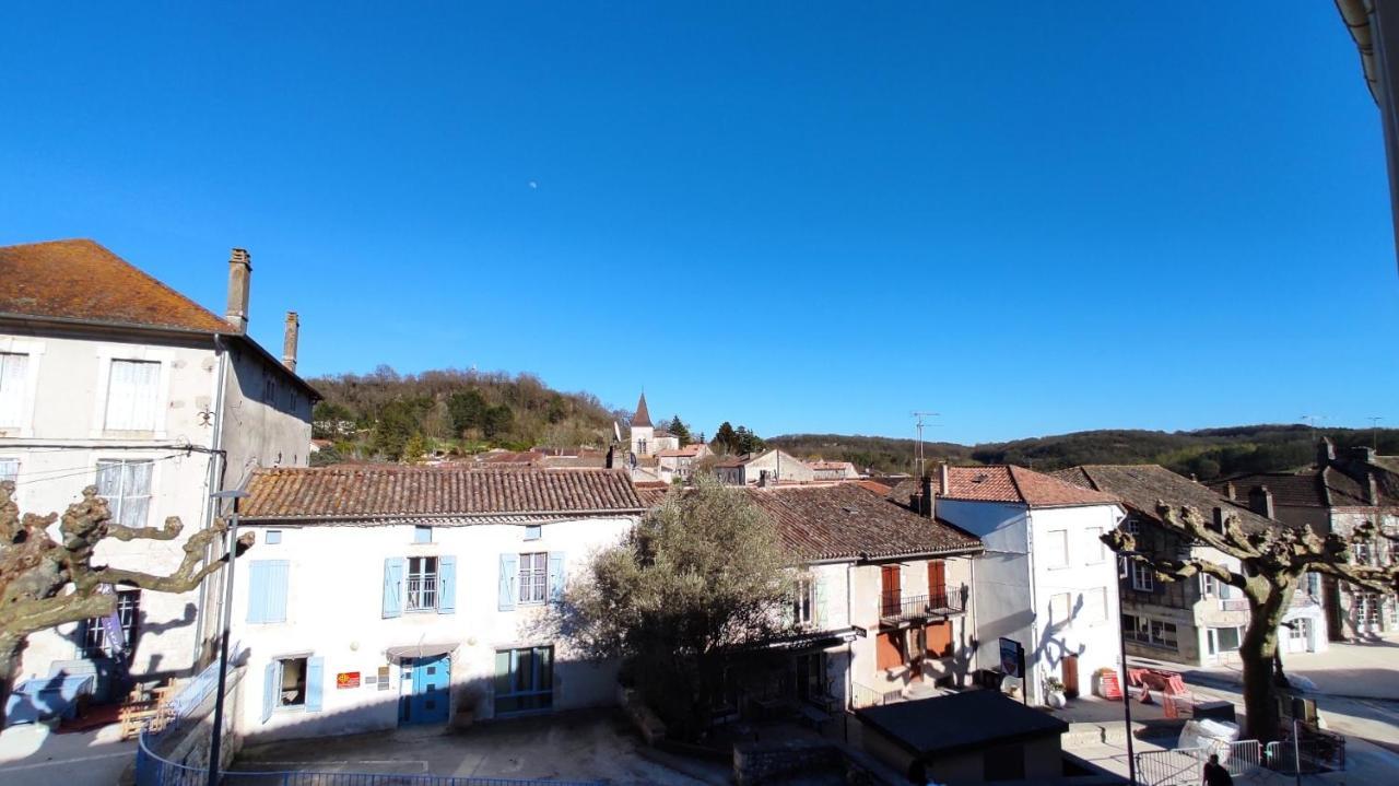 La Montcuquoise Apartment Luaran gambar